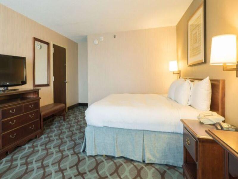 Red Lion Hotel Highpoint Екстериор снимка
