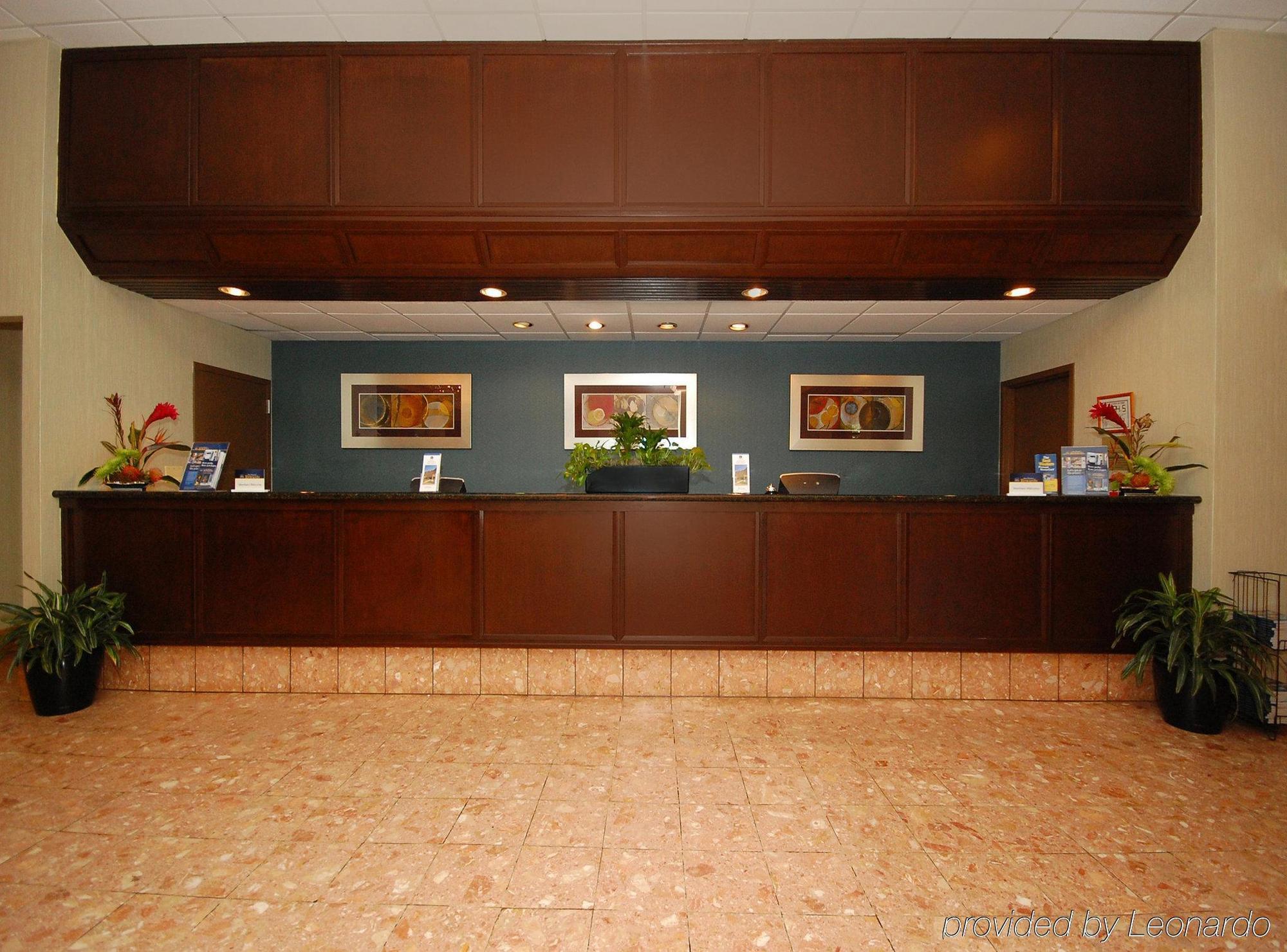 Red Lion Hotel Highpoint Интериор снимка