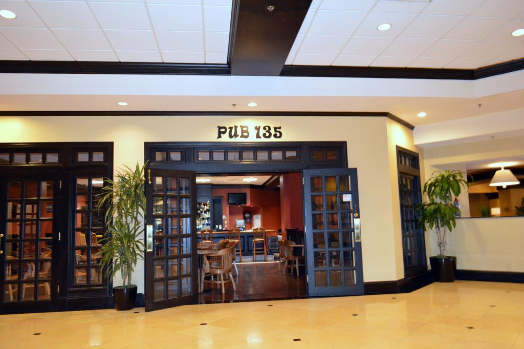 Red Lion Hotel Highpoint Екстериор снимка