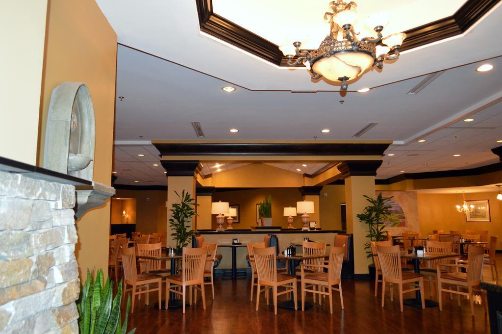 Red Lion Hotel Highpoint Екстериор снимка